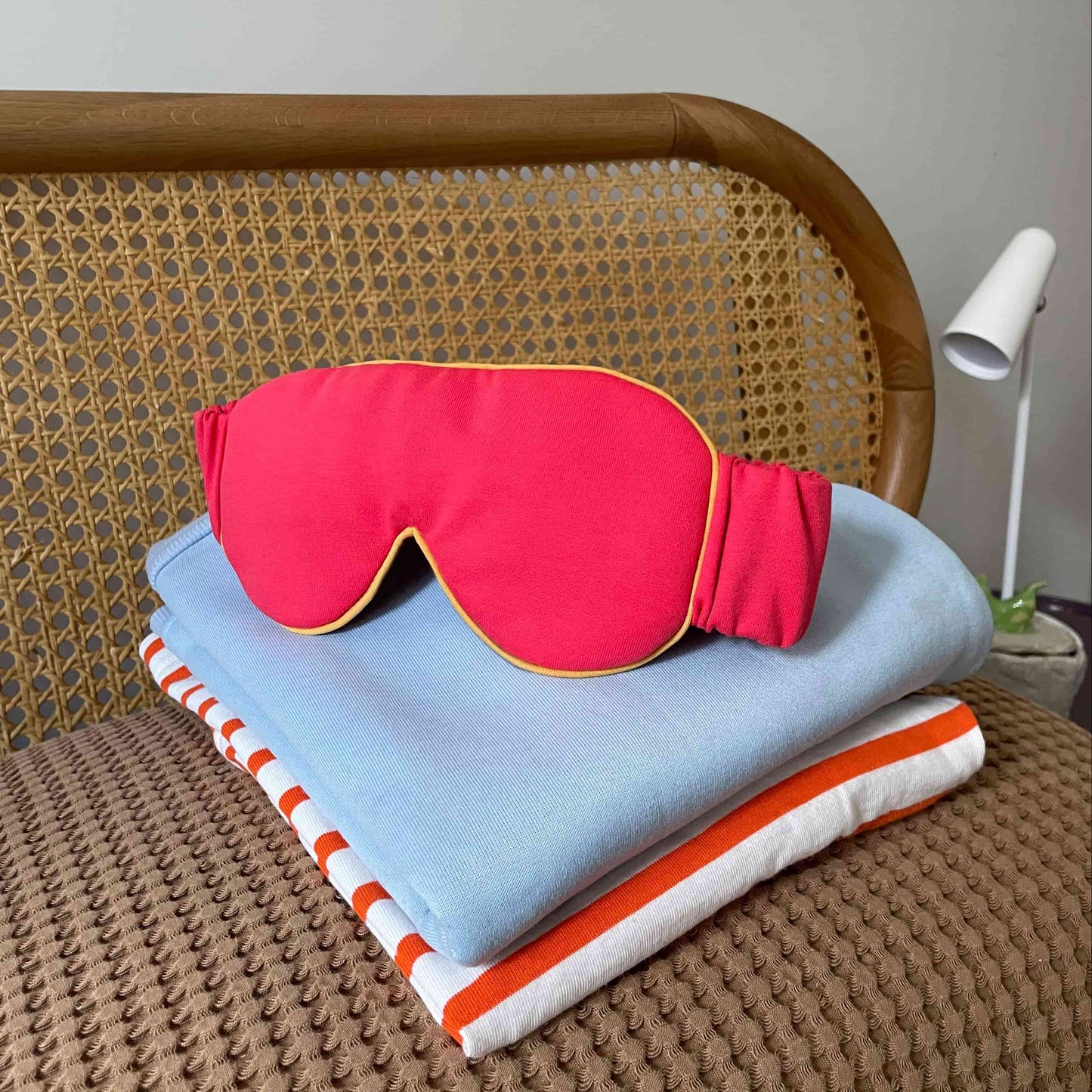 Hot Coral